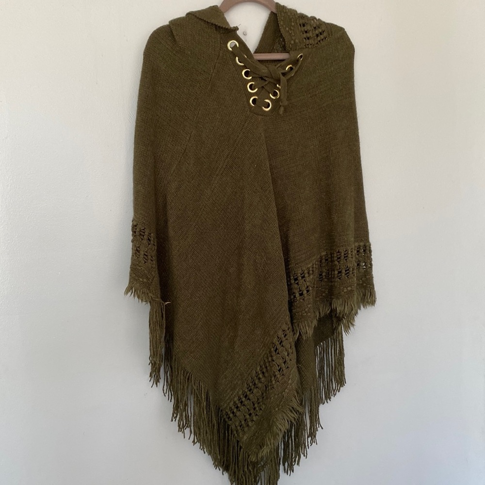 Women’s Ponch